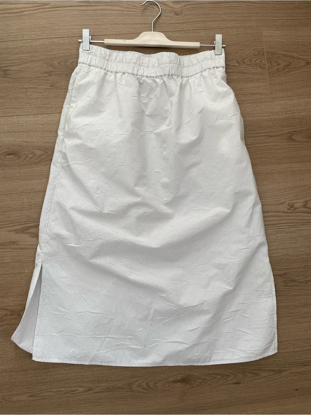 COS  Crinkled Pinstripe midi skirt in black and white size 6 - Picture 3 of 10